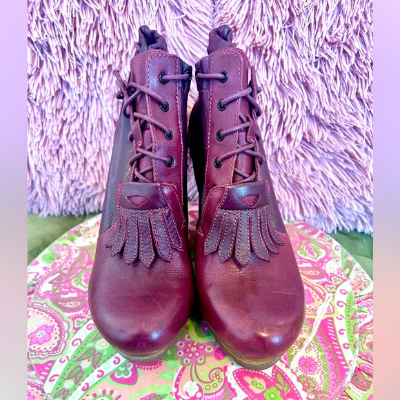 Fabulous Used Condition shoe boot by Timo.Weiland for TSUBO women’s size 6.5 - Picture 1 of 8